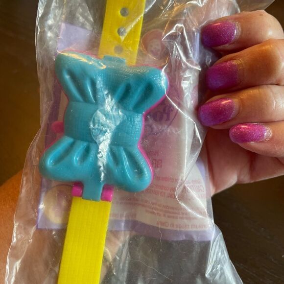 McDonald’s Polly Pocket Ring and Bracelet Sealed - Picture 4 of 9